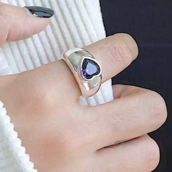 STERLING SILVER AMETHYST HEART RING - Picture 3 of 7
